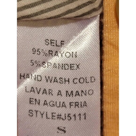 ruby and jenna Women's classic jacket in peach color with one button Size S - Picture 11 of 11